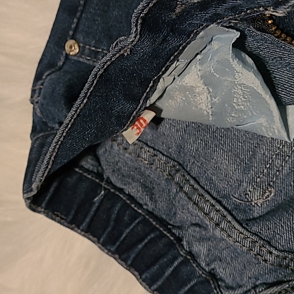 Distressed Boyfriend Jean's - Picture 5 of 7